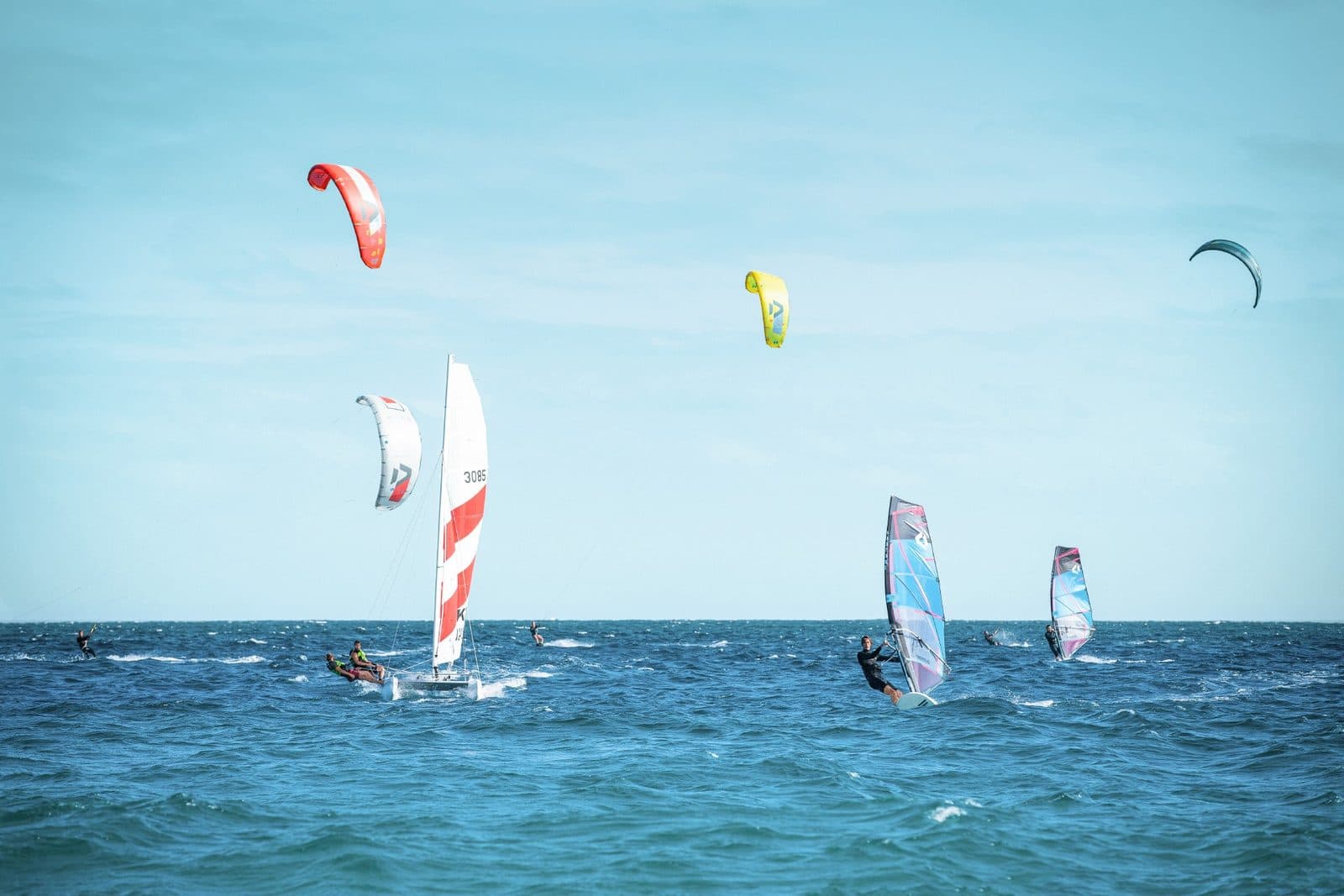 WINDSURF-, OR SAILING INSTRUCTOR (m/f/d) at Fuerteventura - Featured